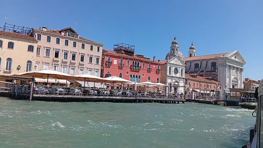 Paseo marítimo de Zattere (Fondamenta delle Zattere), Venecia