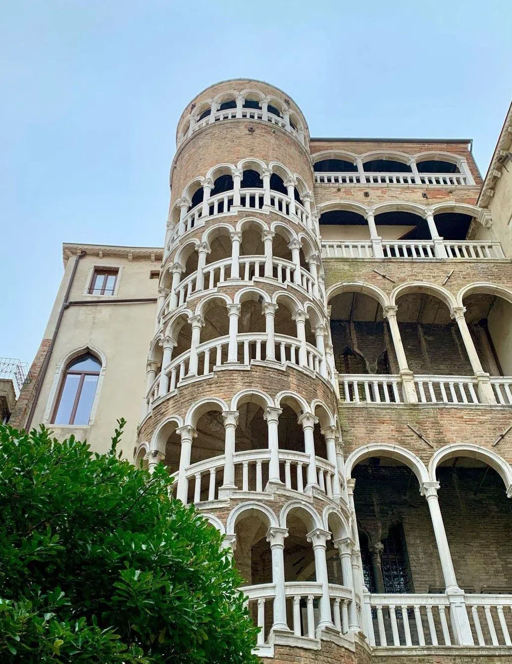 Scala Contarini del Bovolo, Venice